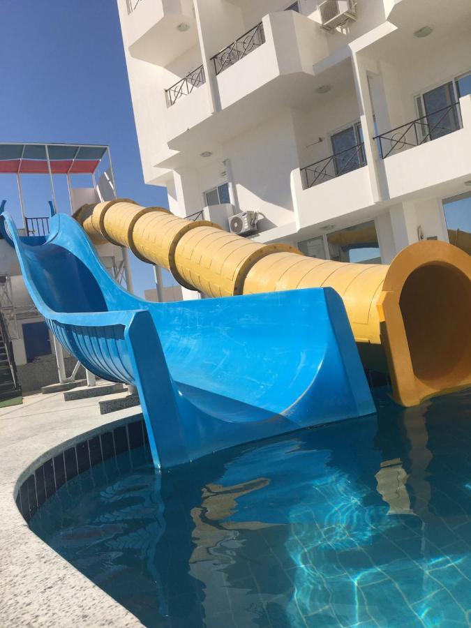 Apartment Dolcezza Near The Sea Redsealine フルガダ エクステリア 写真